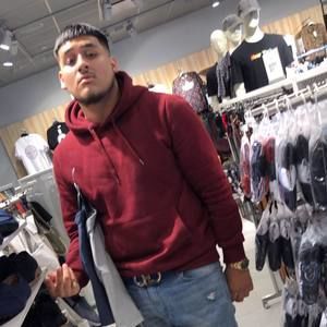 Meet your Posher, Joshua